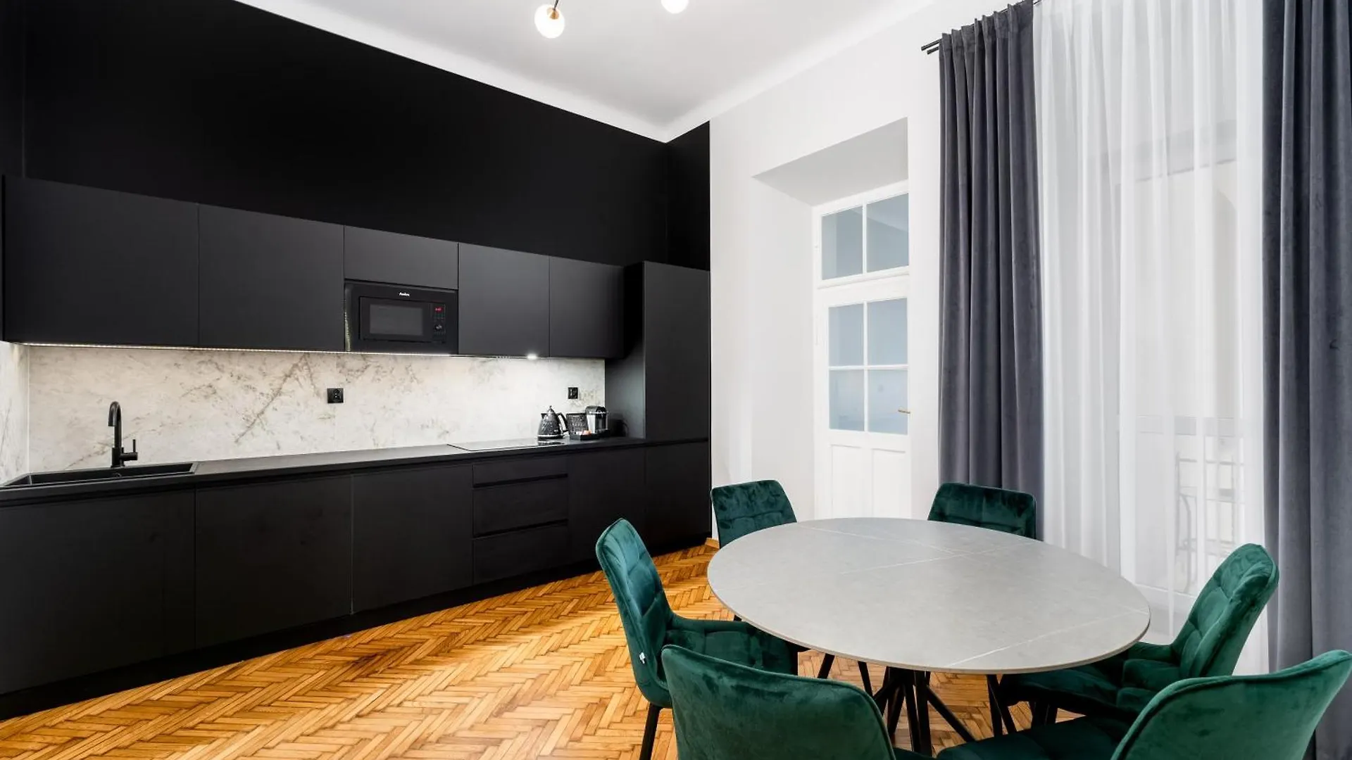 קרקוב Wawel Apartments - Old Town מלון דירות