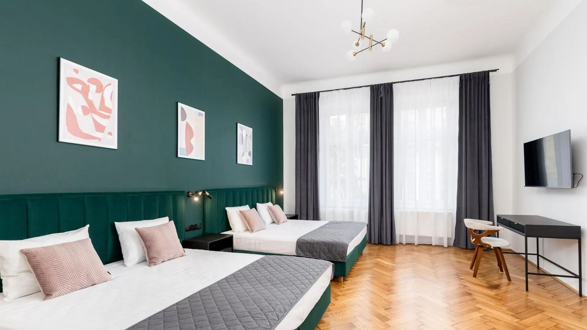 Wawel Apartments - Old Town Krakov 3*,  Polsko