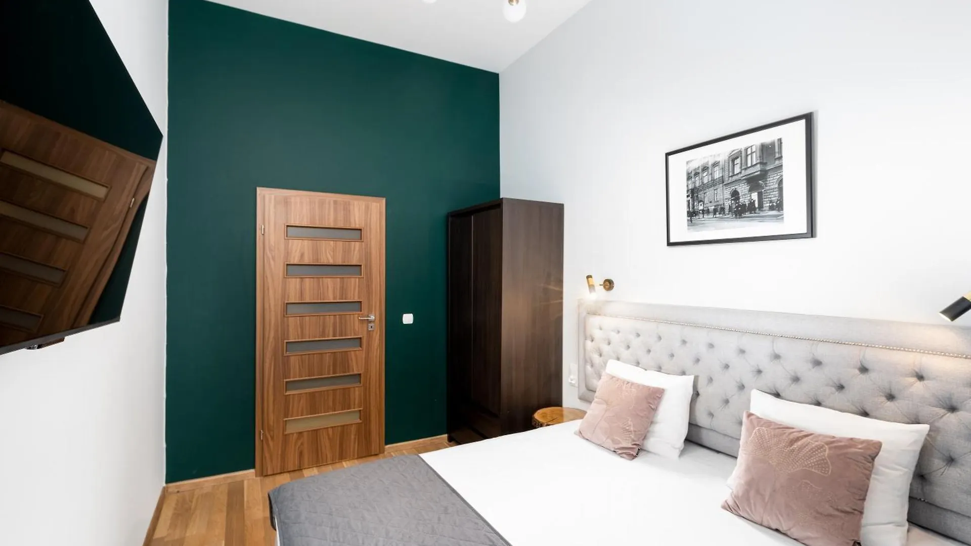 Wawel Apartments - Old Town Krakov