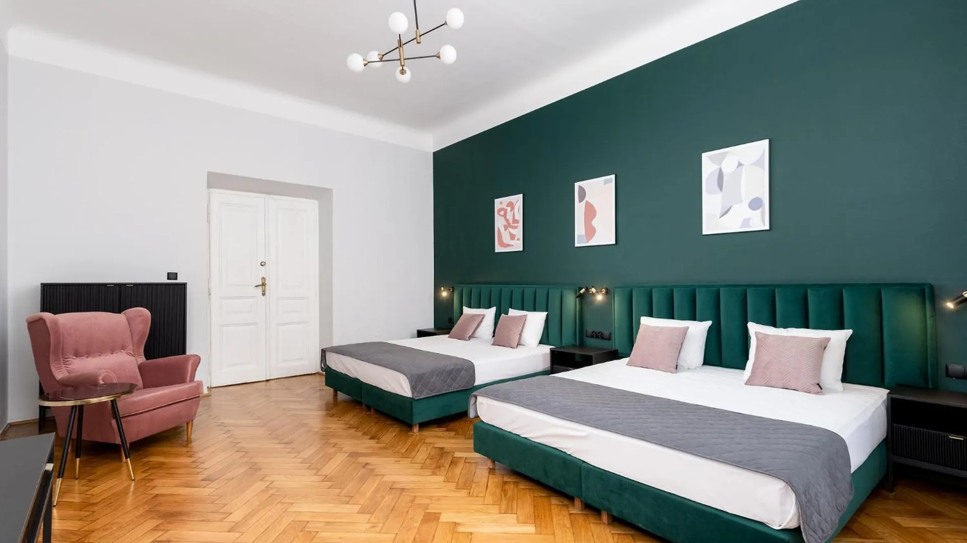 Wawel Apartments - Old Town Cracovia Apartahotel