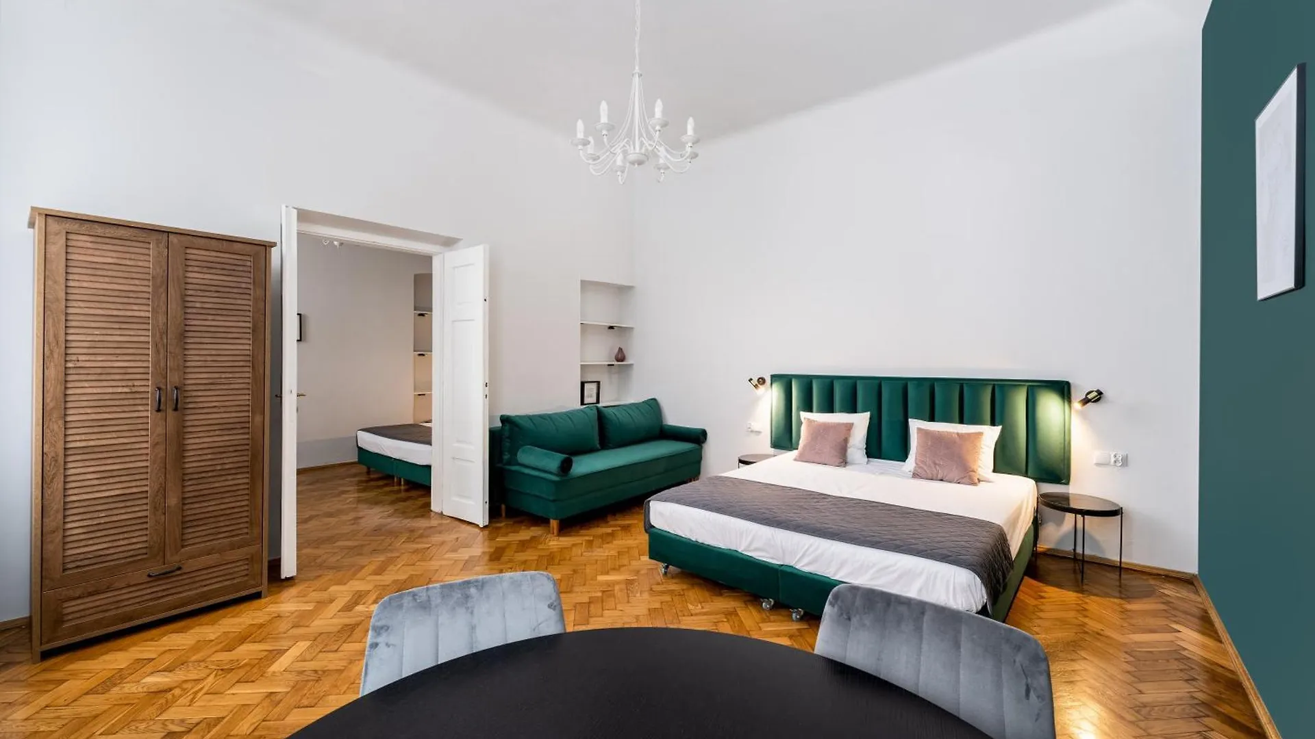 Wawel Apartments - Old Town Cracovia Apartahotel